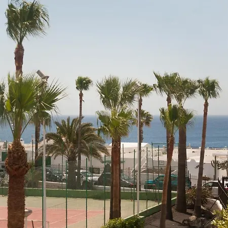 Thaisay Luz Del Mar I *